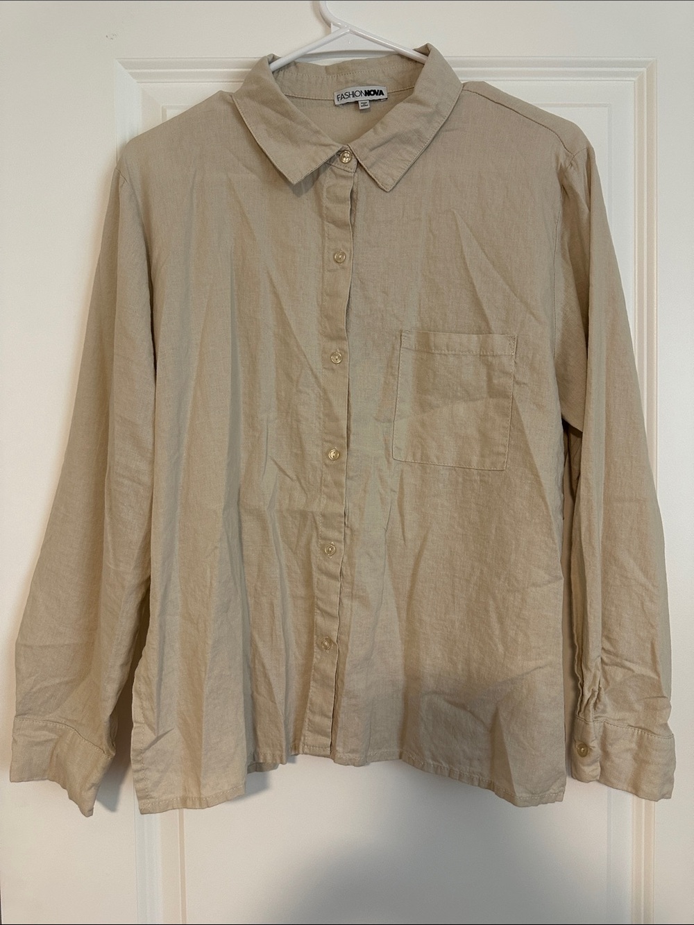 Fashion Nova Women’s Light Beige Long-Sleeve Button-Down Shirt